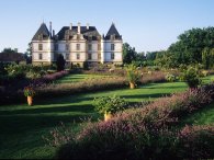 Le château vu du parterre